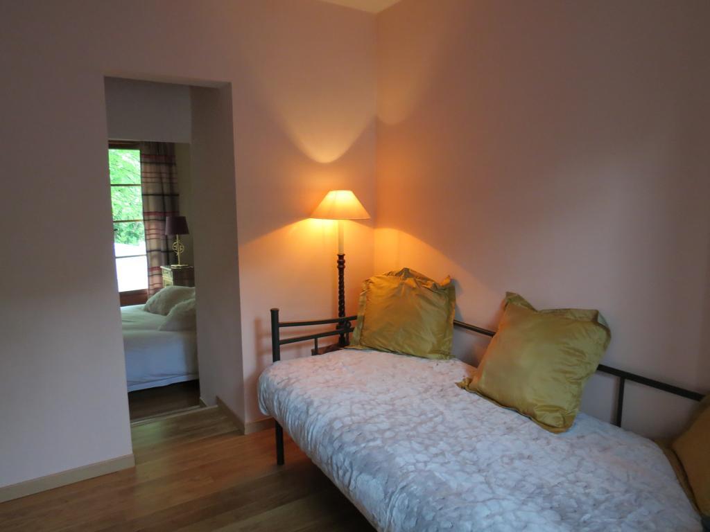 Bed and Breakfast Le Jardin Laragne-Monteglin Zimmer foto