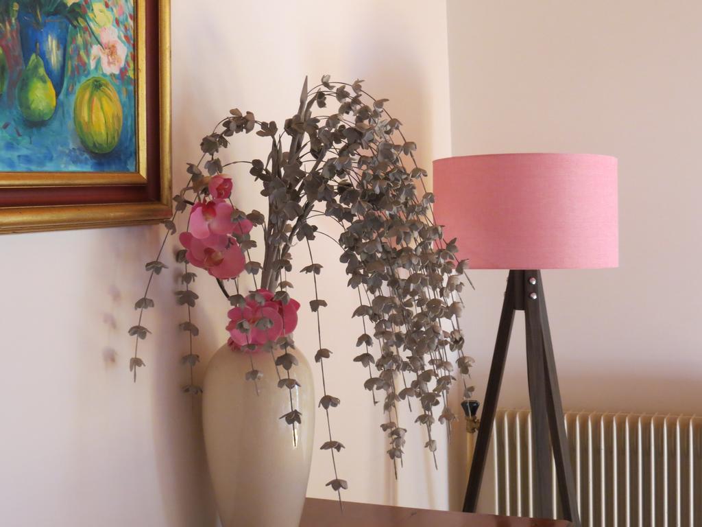 Bed and Breakfast Le Jardin Laragne-Monteglin Exterior foto